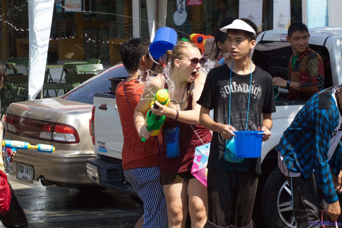 ChiangMaiNewYear_250.jpg