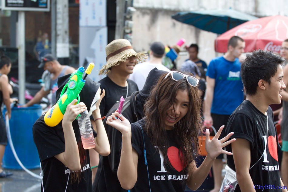 Chiangmai_Songkran_141.jpg