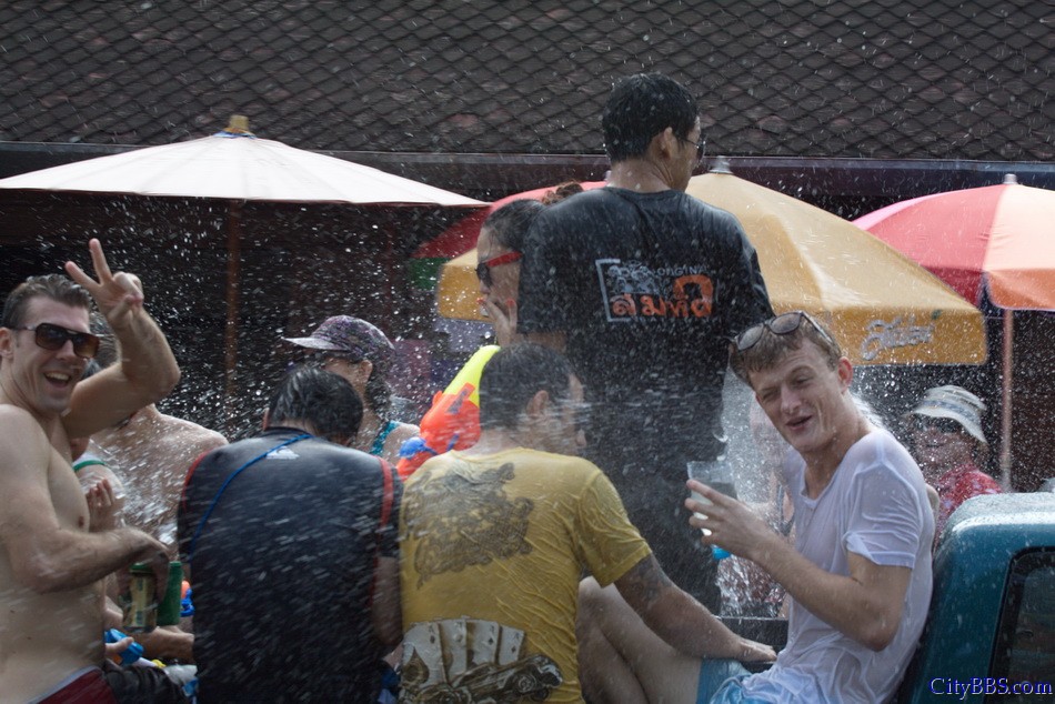 Chiangmai_Songkran_154.jpg
