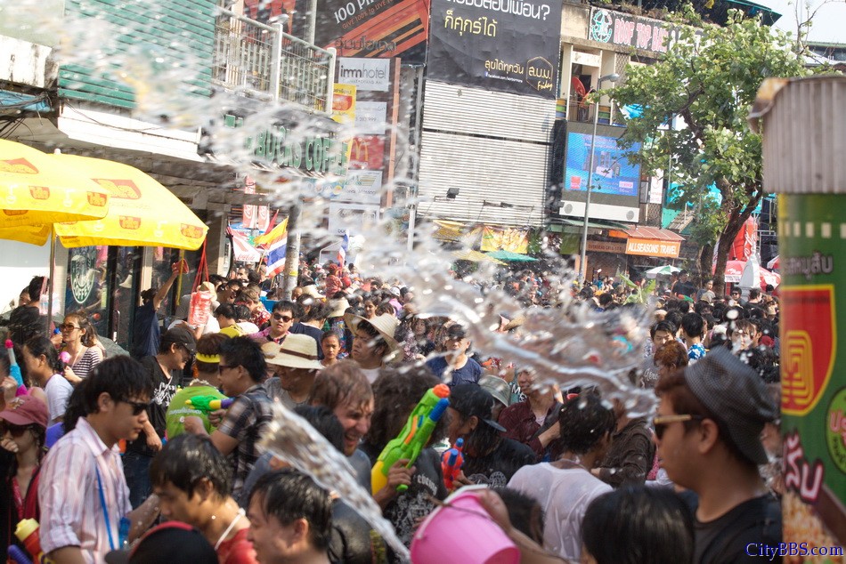 Chiangmai_Songkran_295.jpg