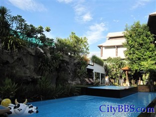 清迈阔查斯塔尼酒店 (Chiang Mai Kodchasri Thani Hotel)  