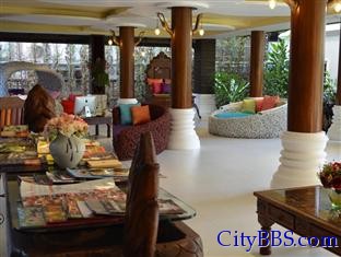 清迈阔查斯塔尼酒店 (Chiang Mai Kodchasri Thani Hotel)  