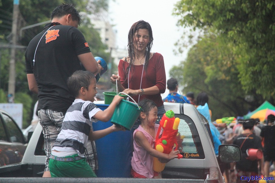 2014_ChiangMai_Songkran_泰国清迈宋干节