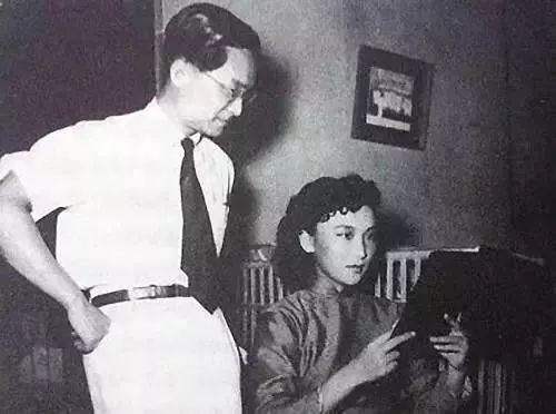 金庸：人生就是大闹一场，然后，悄然离去11.jpg