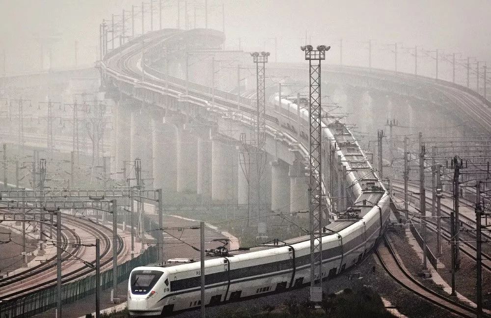 GDP破9万亿存出行漏洞江苏如何走出高铁迷局