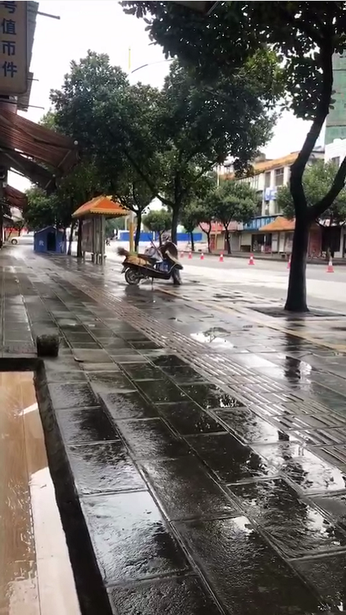 按下暂停键的边陲小城云南瑞丽全民核酸检测2.png