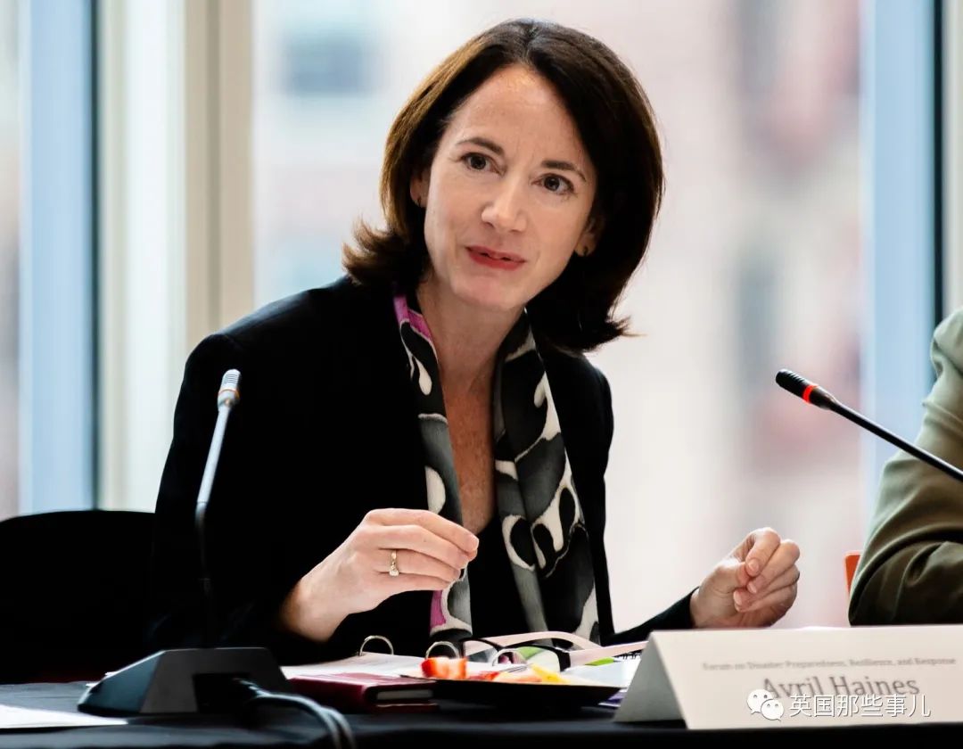 美国第一位女性国家情报总监 美国情报界的一号人物