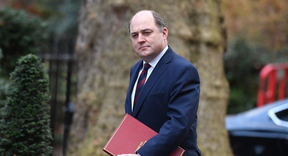 英国防大臣：美国再也不能被认为是超级大国