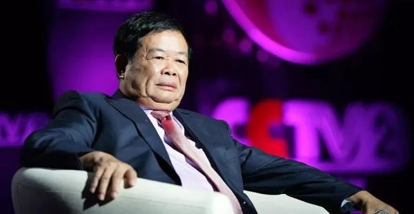 福耀玻璃工业集团董事长曹德旺