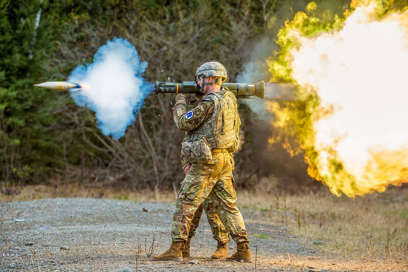 M136E1 AT4-CS轻型反装甲武器