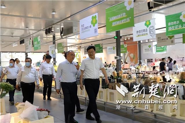 赵庆文的身影还出现在武汉汉口北