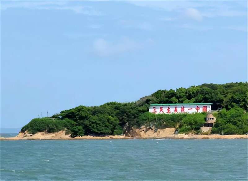 吸引台湾同胞的心理认同，进一步推动祖国统一的进程