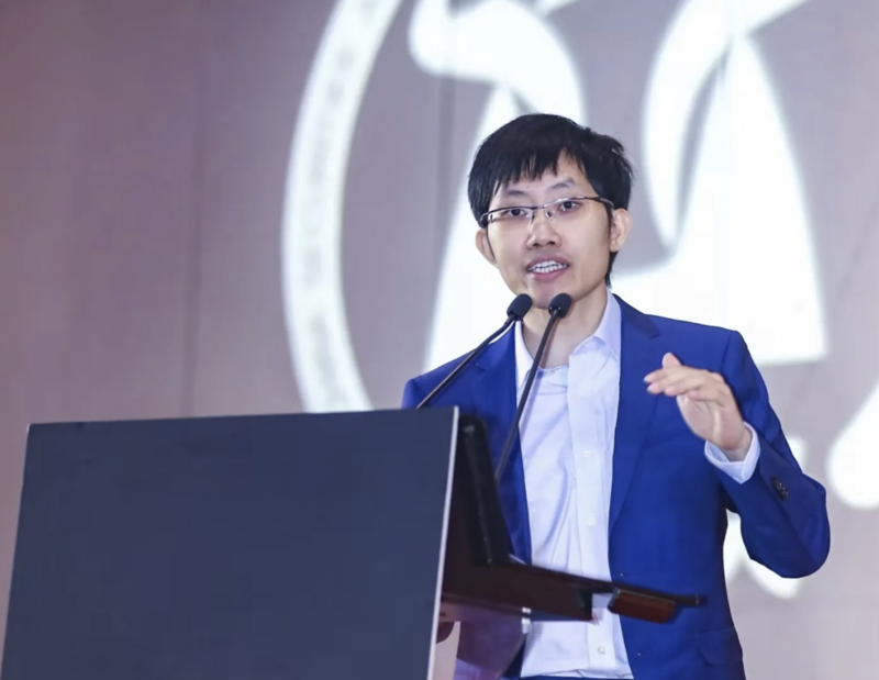 DeepSeek创始人兼CEO梁文锋