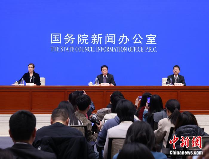 中央财办分管日常工作的副主任、中央农办主任韩文秀，中央财办副主任、中央农办副主任祝卫东介绍进一步深化 ...