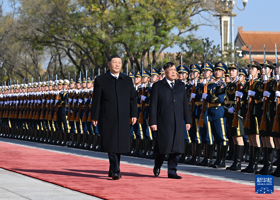 国家主席习近平在北京人民大会堂会见来华进行国事访问的泰国国王哇集拉隆功 ...